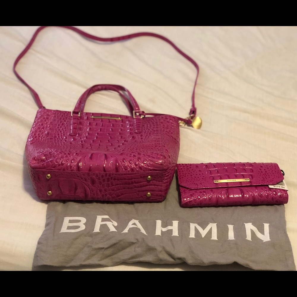 Brahmin Purse and matching wallet